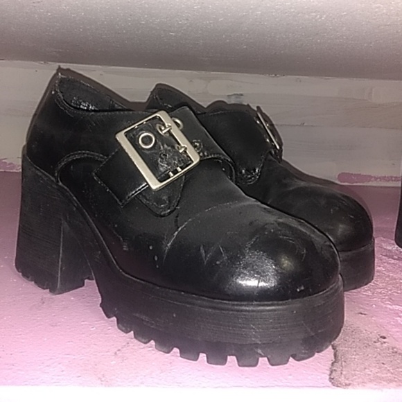 vintage chunky shoes